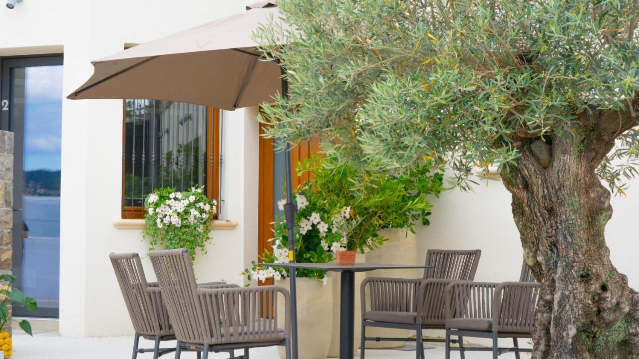Maravida Vacation Rooms Dobrovo Exterior foto
