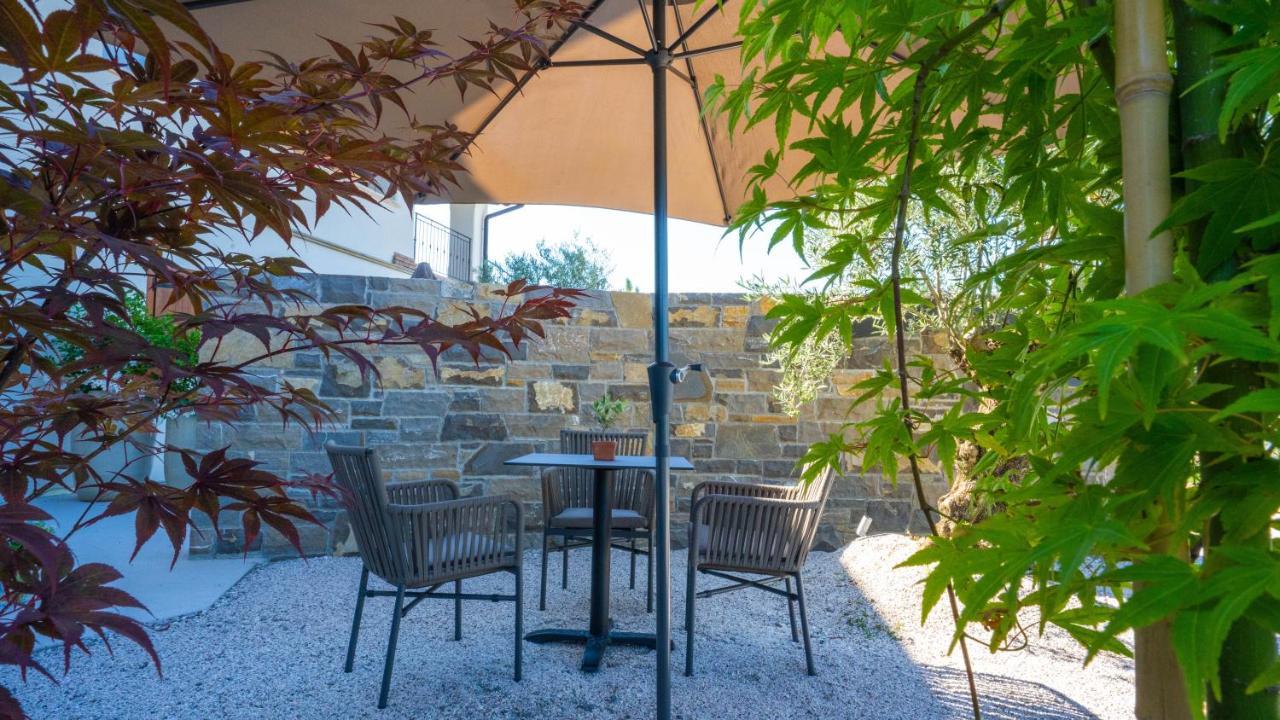 Maravida Vacation Rooms Dobrovo Exterior foto